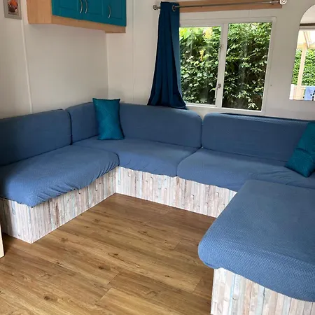 La Pinede Ensoleillee Au La Dune Blanche Kemping *