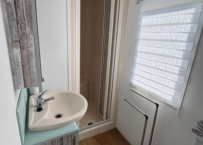 Camping La Pinède Ensoleillée Au La Dune Blanche Camiers